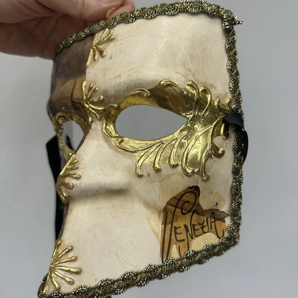 Venetian Bauta Cathedral‎ Dome Mask Mardi Gras Prom Halloween Costume Party